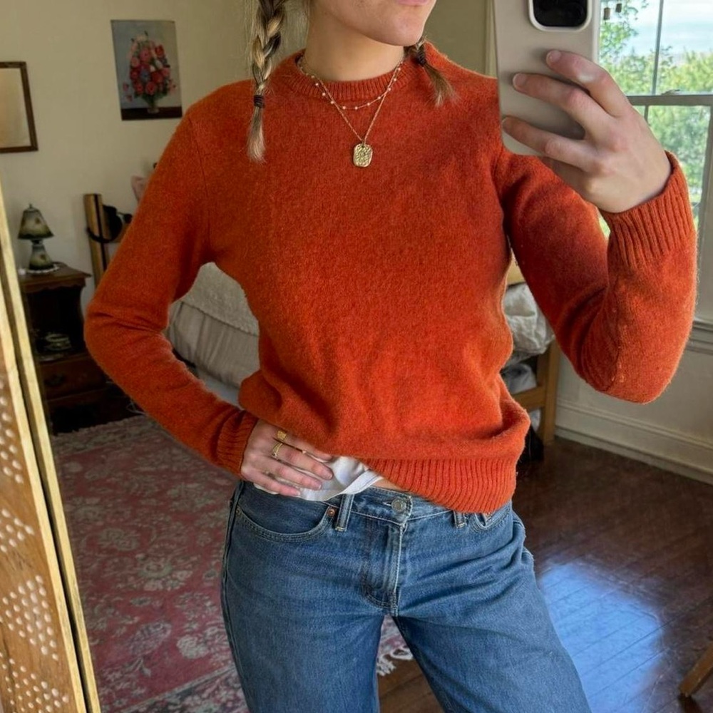 Uniqlo Orange Lambswool Sweater (size small)